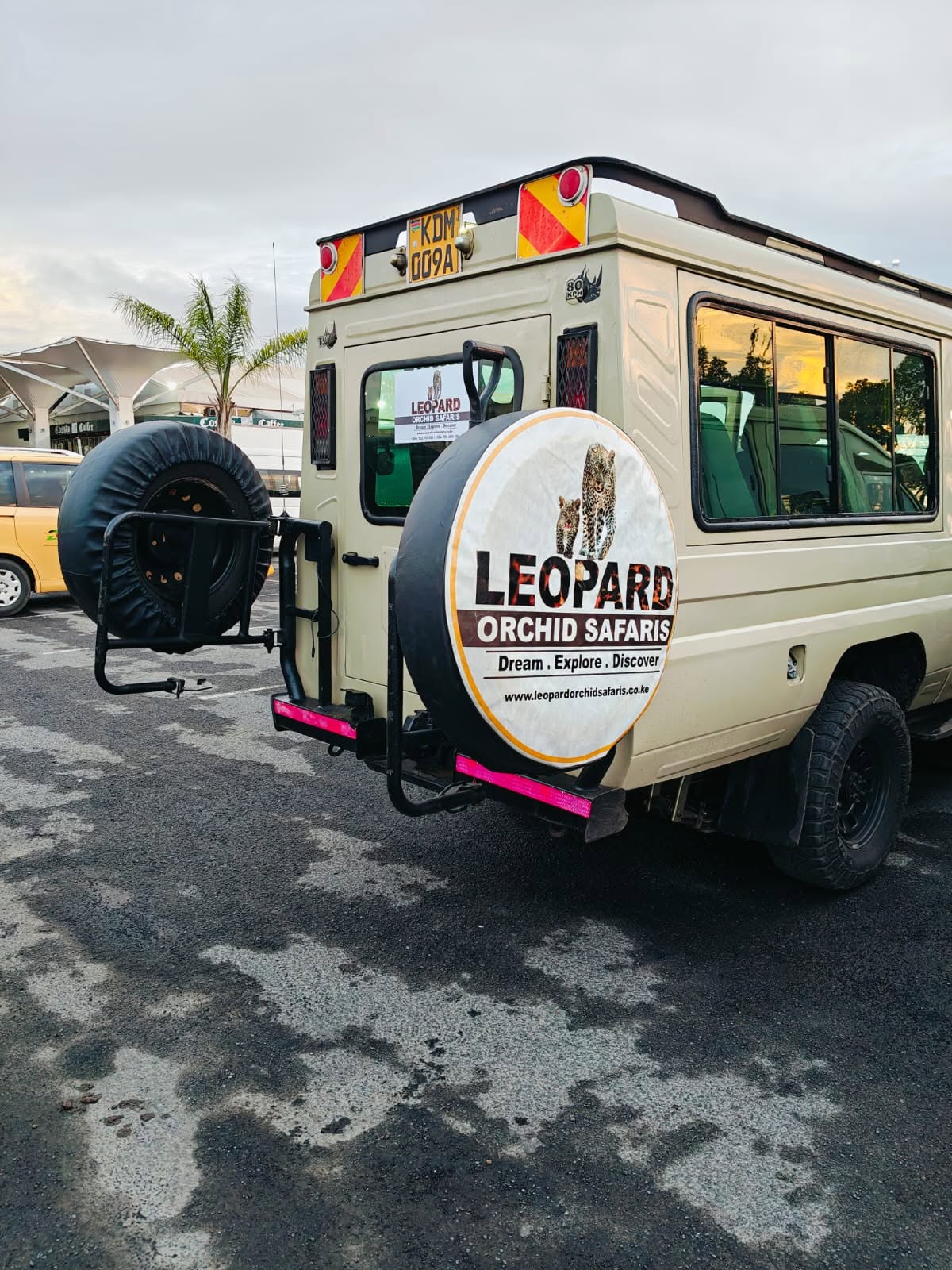 Land Cruiser on a Kenyan park track
